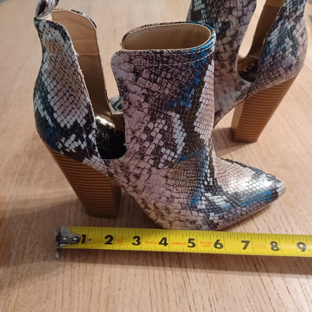 JustFab just fab